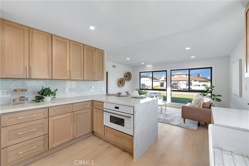 21211 Binghampton Circle