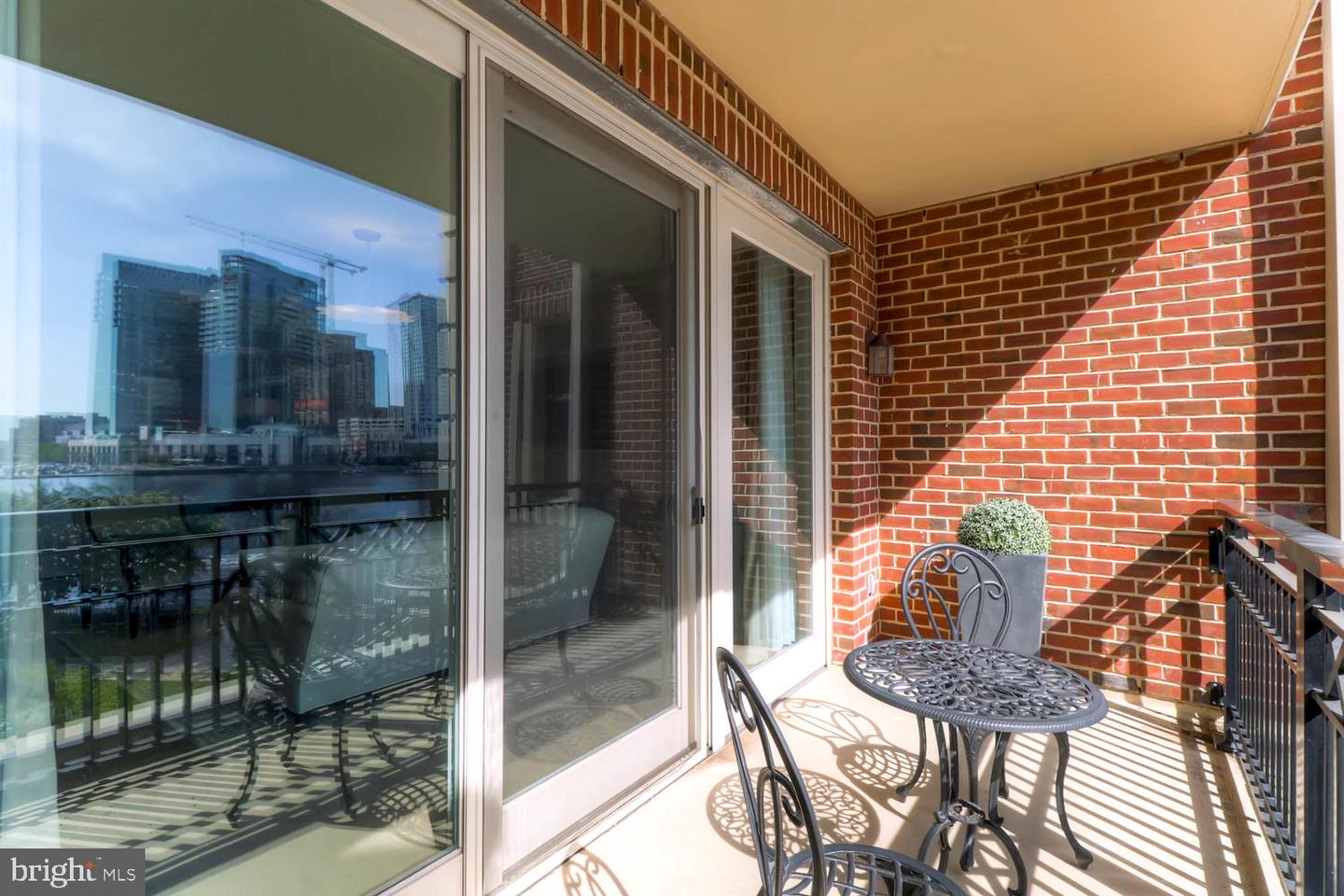 801 KEY HIGHWAY Unit: 311