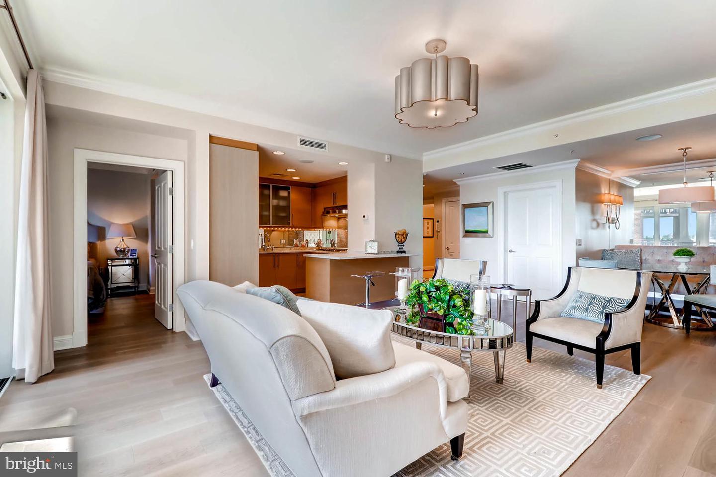 801 KEY HIGHWAY Unit: 311