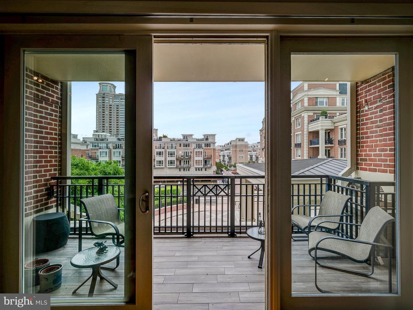 801 KEY HIGHWAY Unit: 358