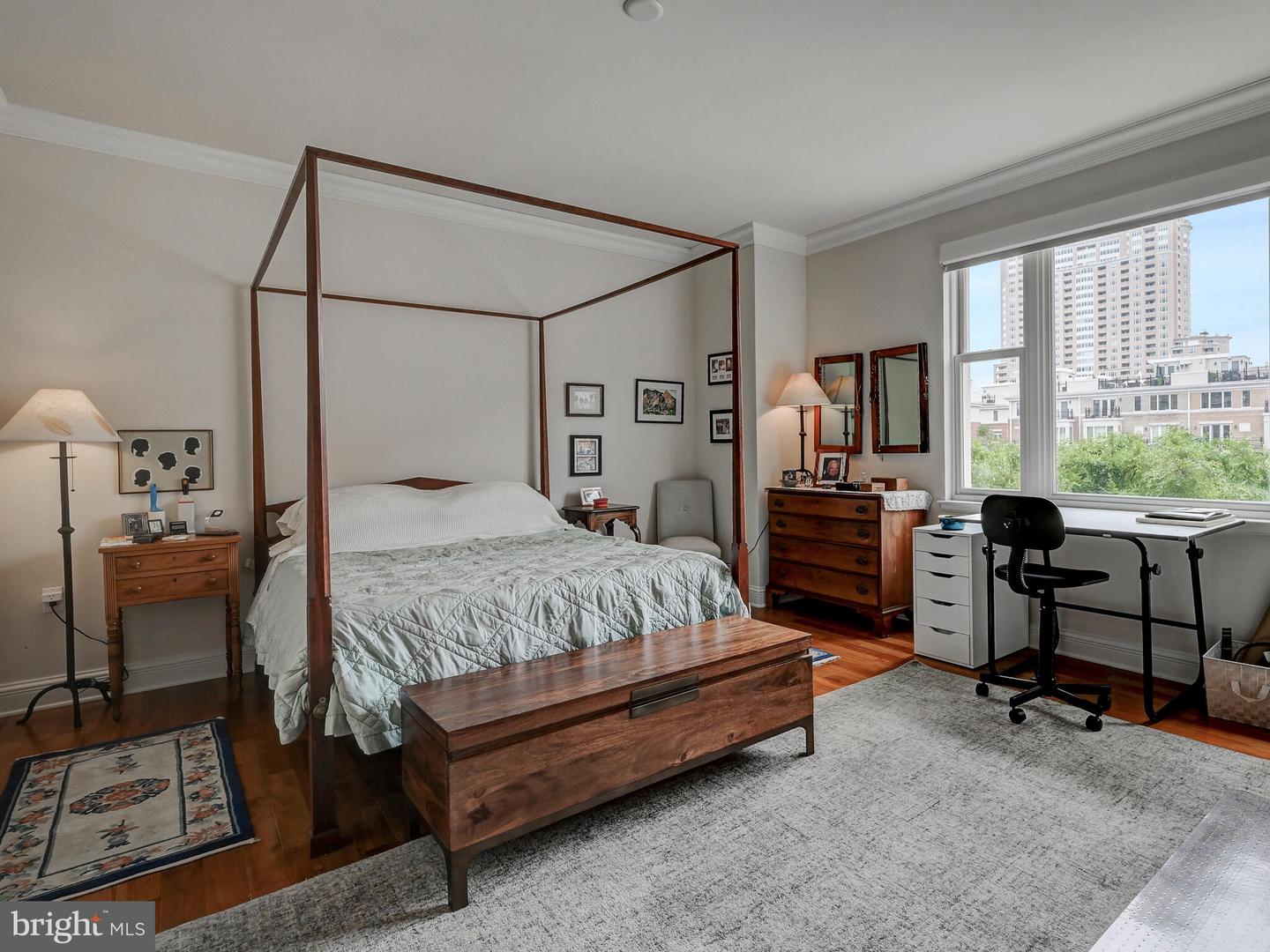 801 KEY HIGHWAY Unit: 358
