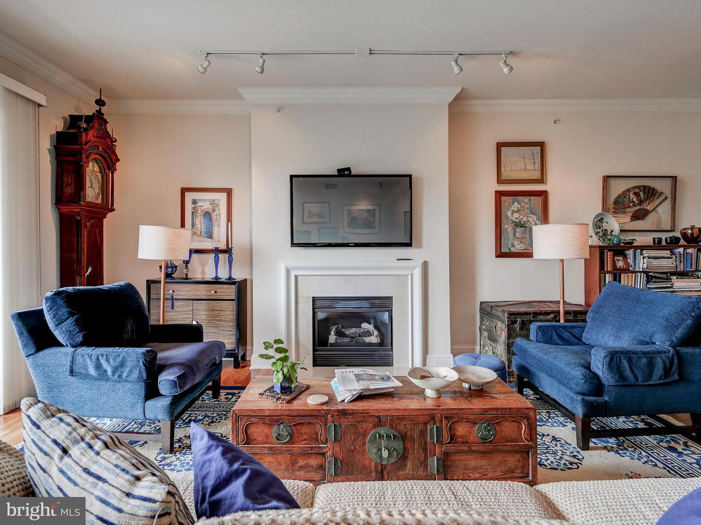 801 KEY HIGHWAY Unit: 358