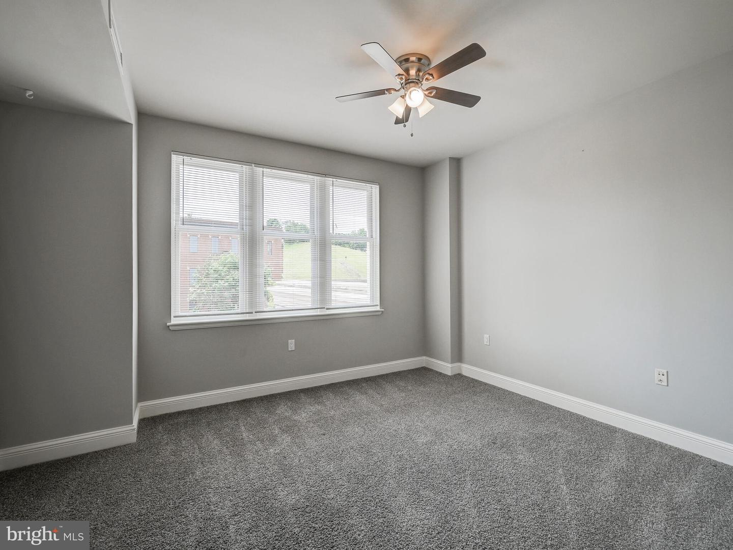 801 KEY HIGHWAY Unit: 323