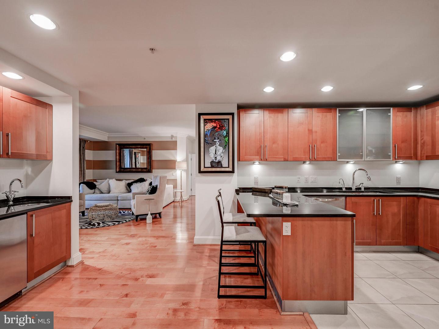 801 KEY HIGHWAY Unit: 343