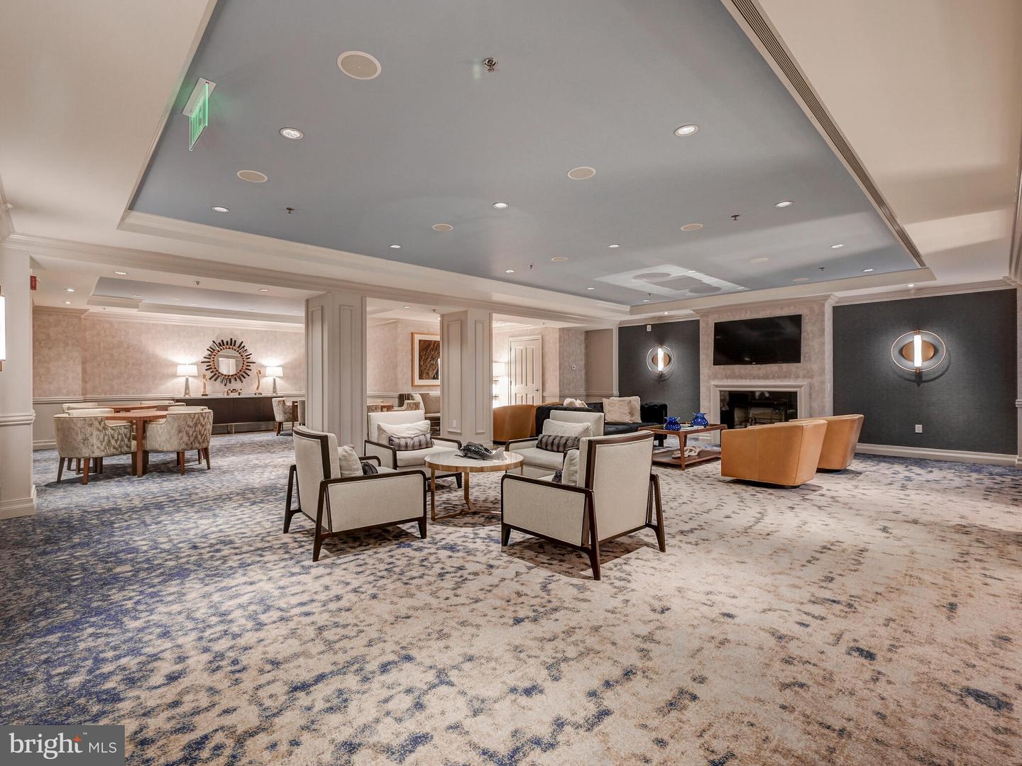 801 KEY HIGHWAY Unit: 343