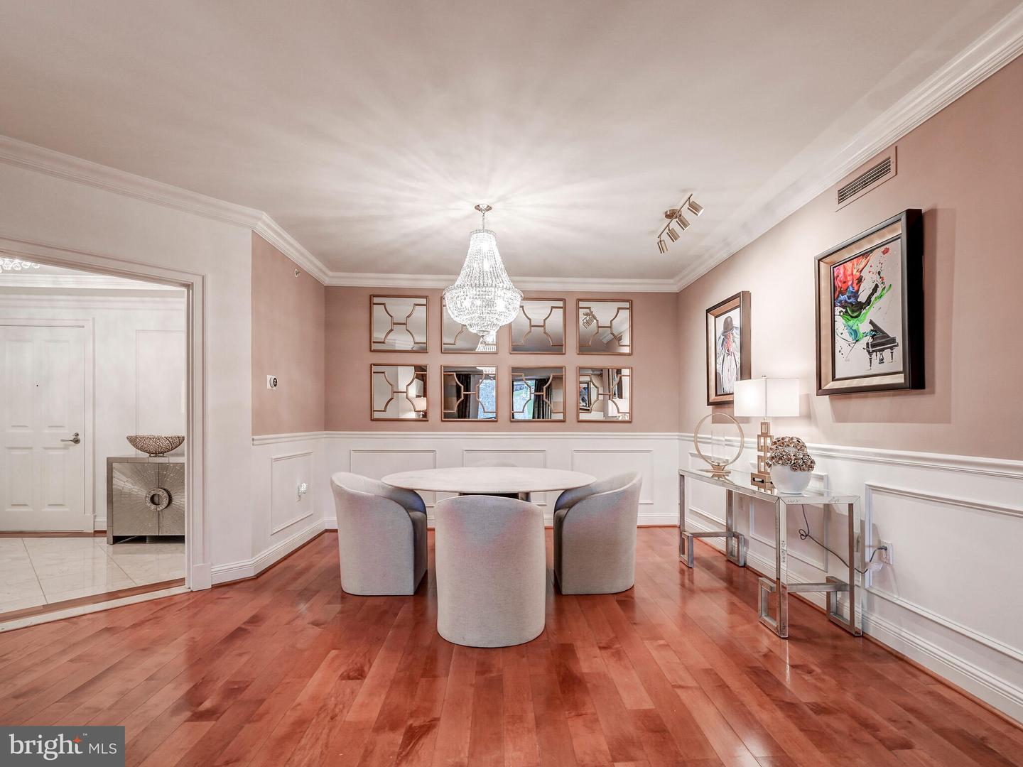 801 KEY HIGHWAY Unit: 343