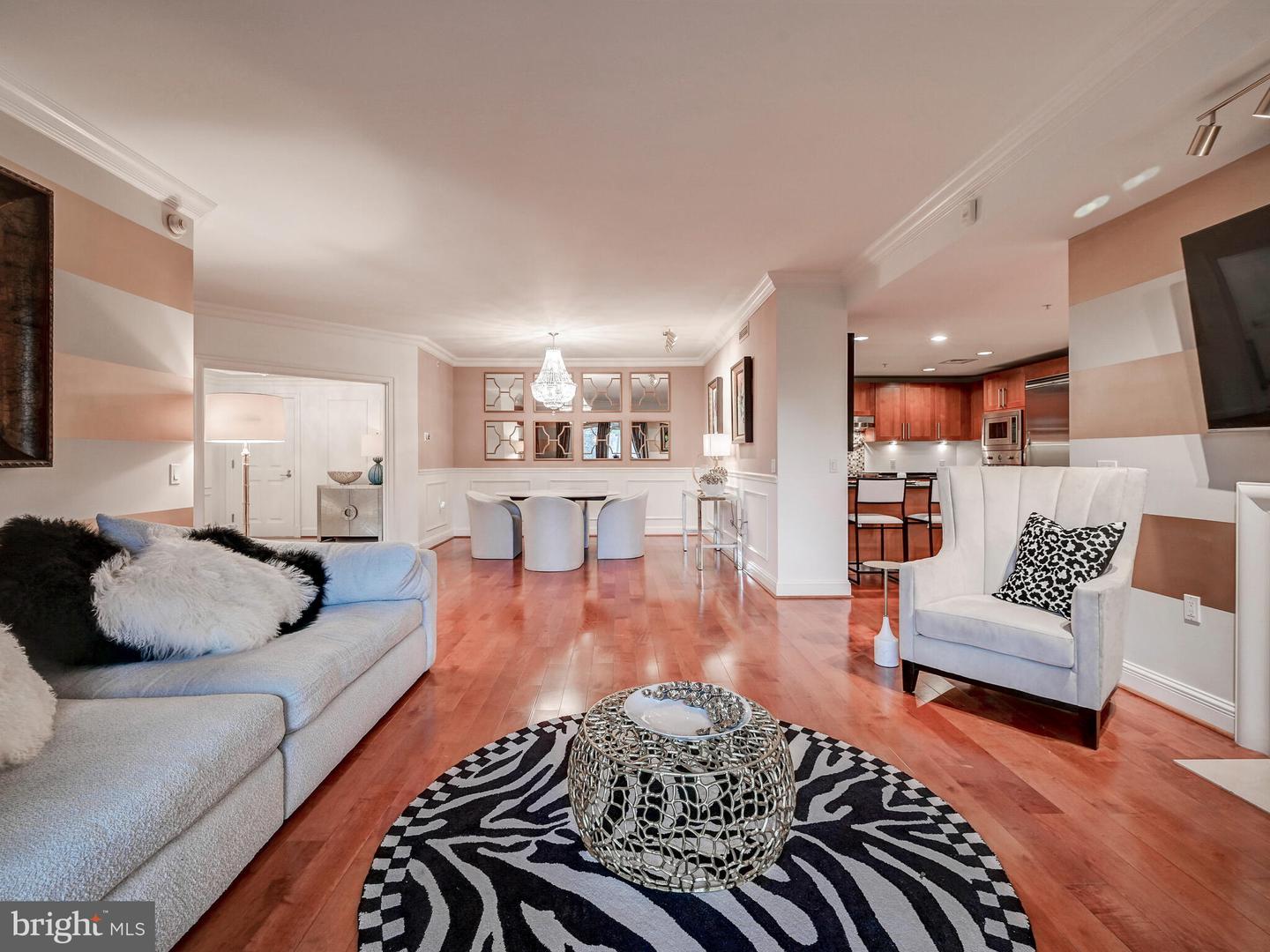 801 KEY HIGHWAY Unit: 343