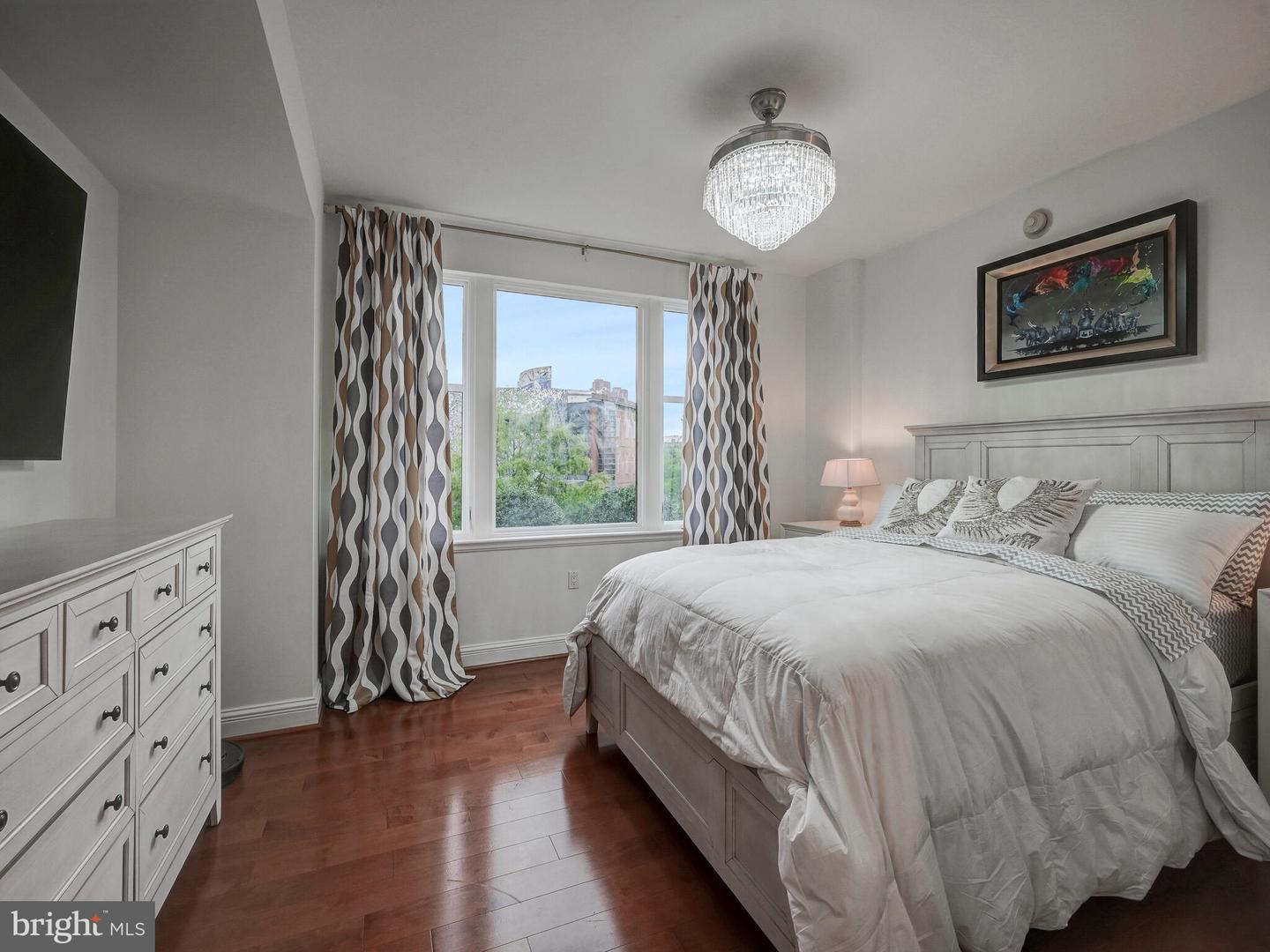 801 KEY HIGHWAY Unit: 343