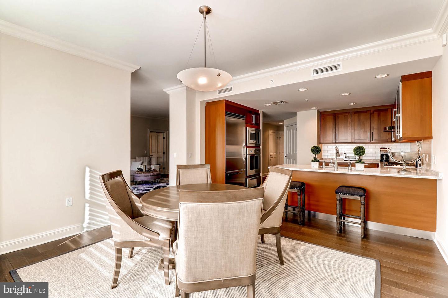 801 KEY HIGHWAY Unit: 244