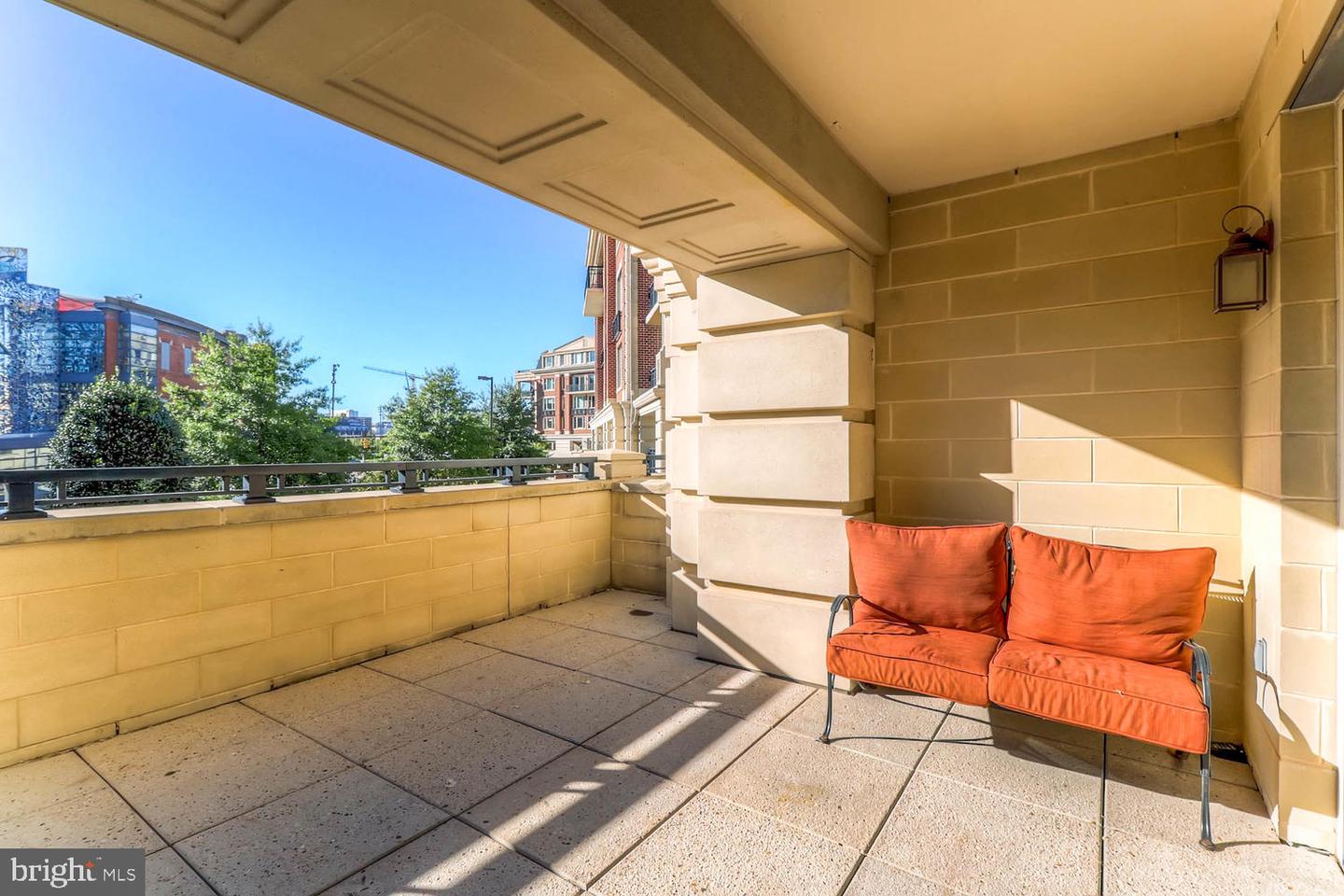 801 KEY HIGHWAY Unit: 244
