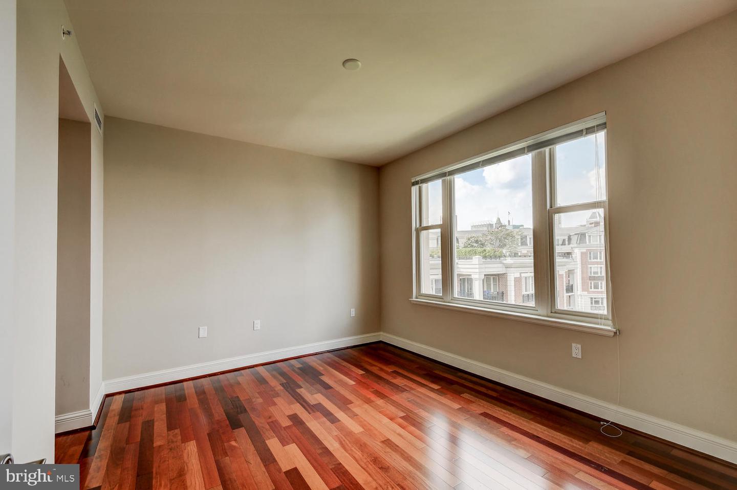 801 KEY HIGHWAY Unit: T-53