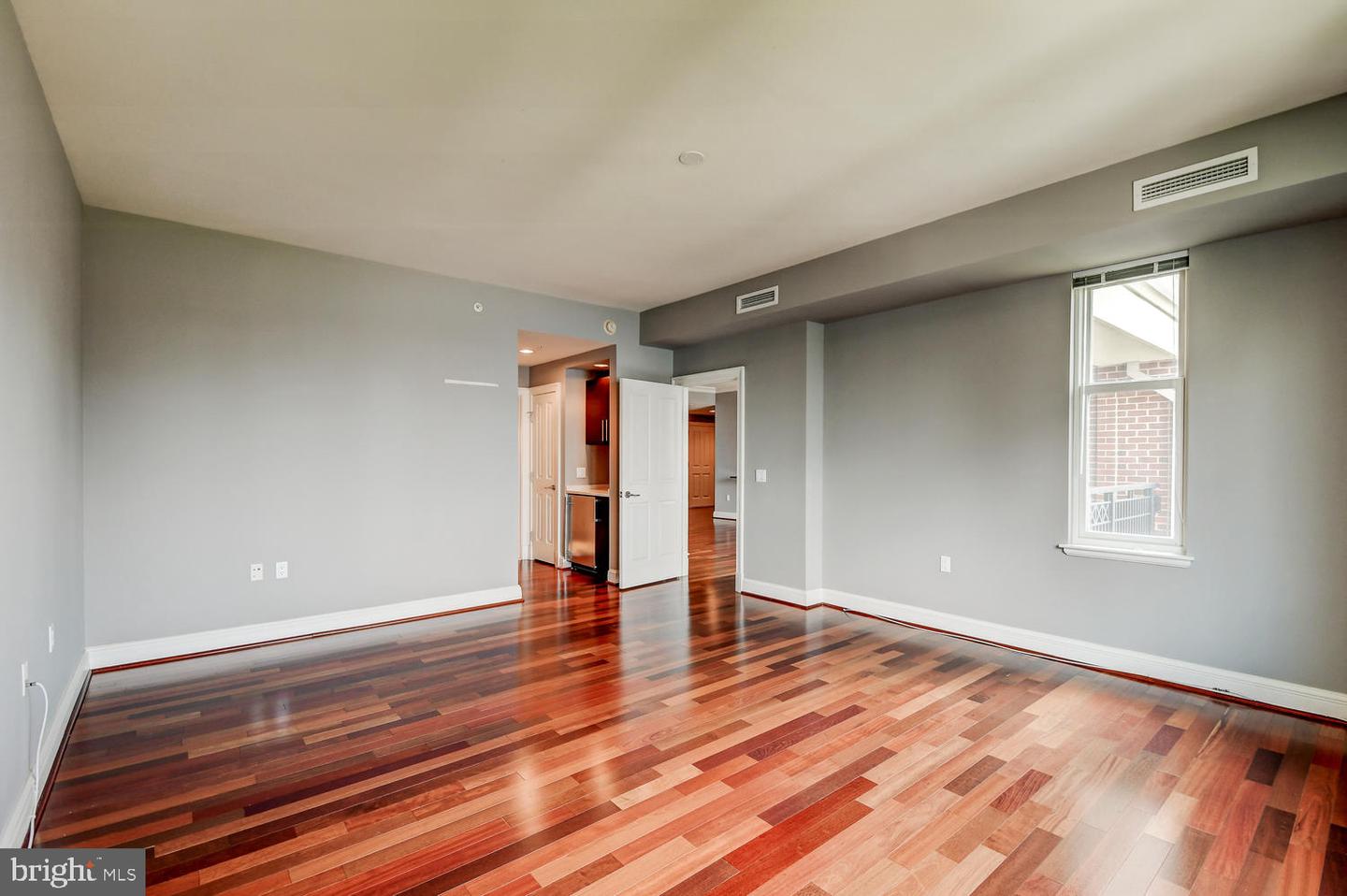 801 KEY HIGHWAY Unit: T-53