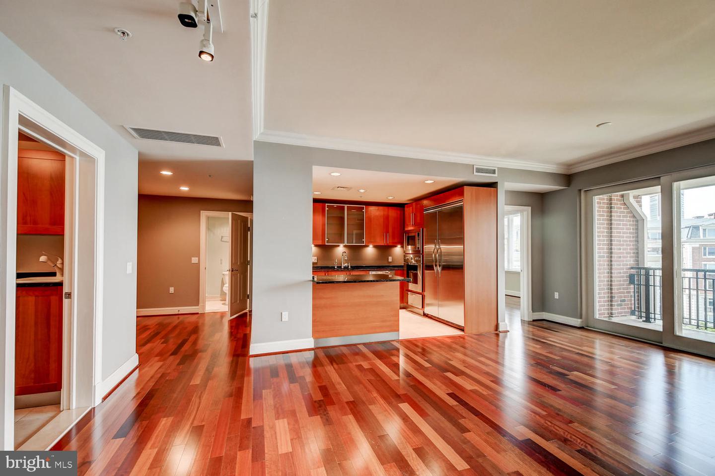 801 KEY HIGHWAY Unit: T-53