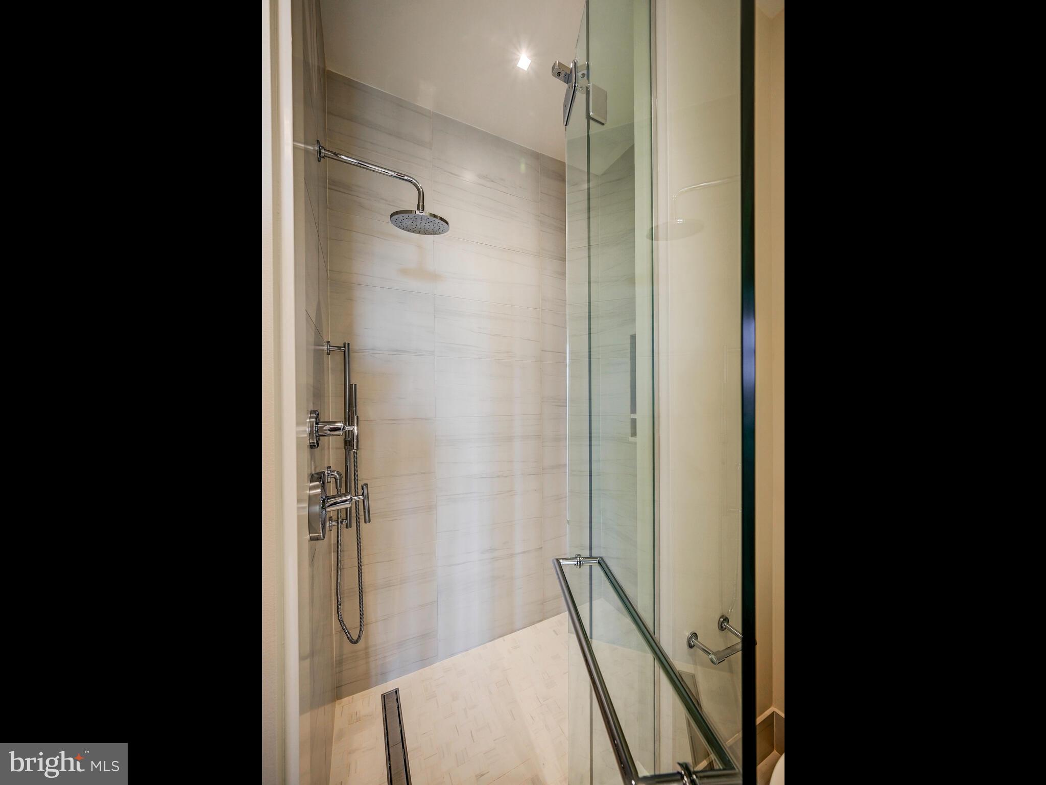 300 INTERNATIONAL DRIVE Unit: 2302