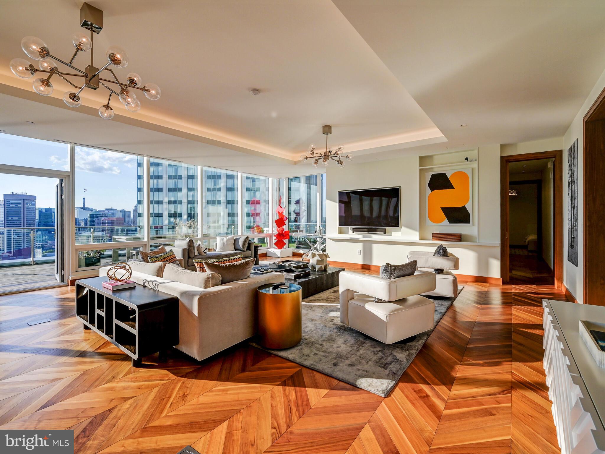 300 INTERNATIONAL DRIVE Unit: 2302