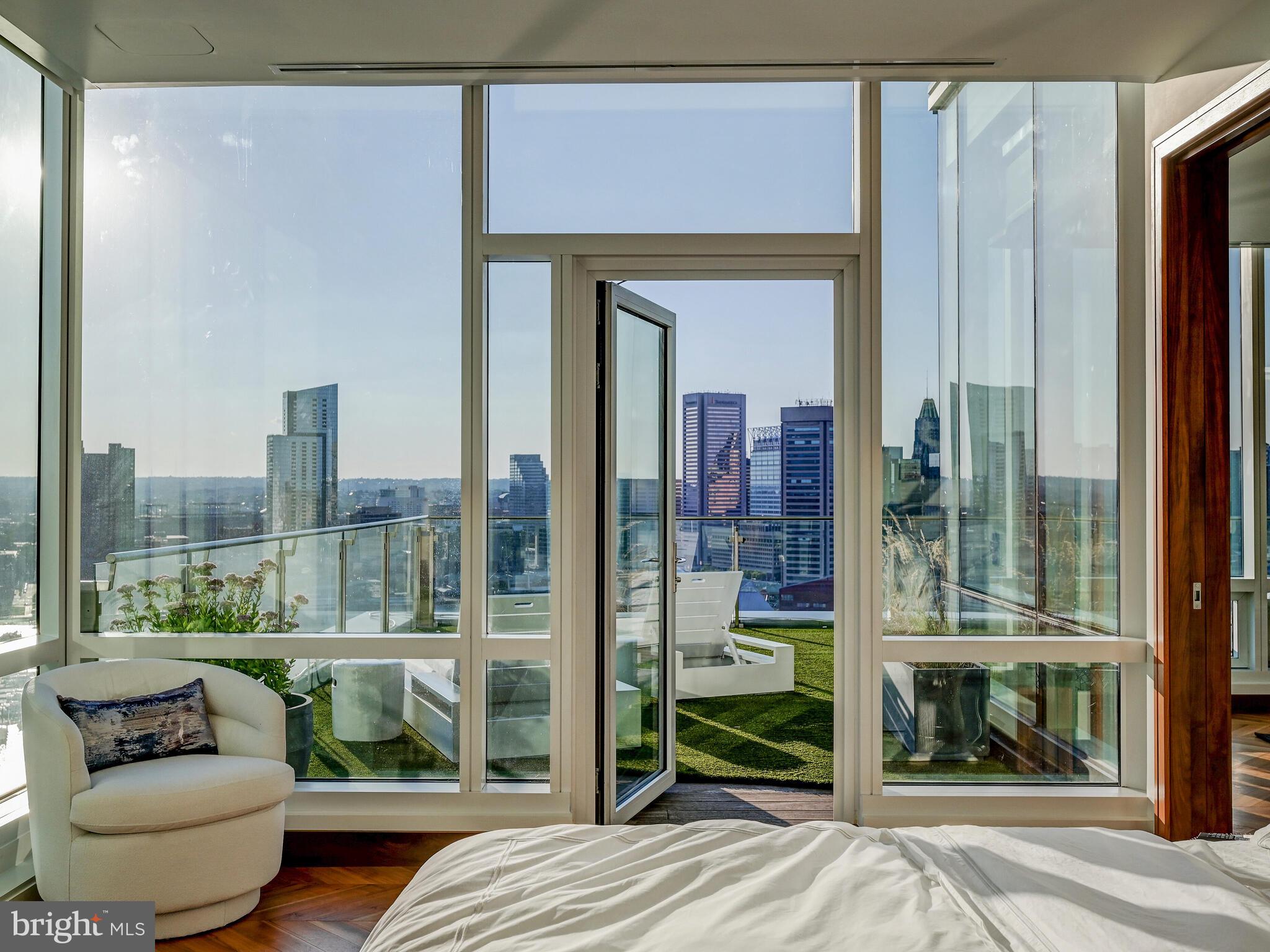 300 INTERNATIONAL DRIVE Unit: 2302
