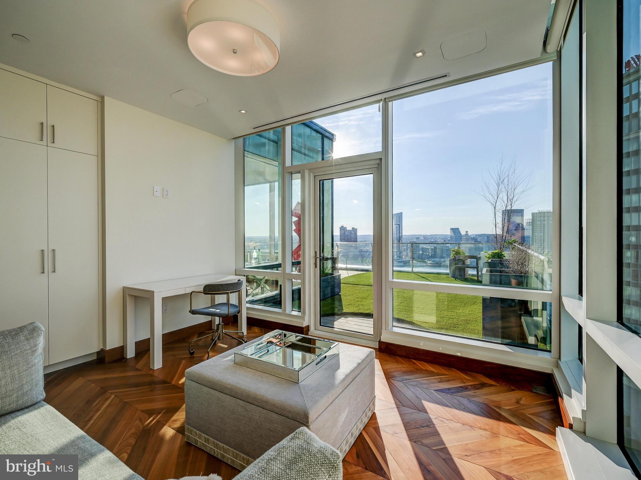300 INTERNATIONAL DRIVE Unit: 2302