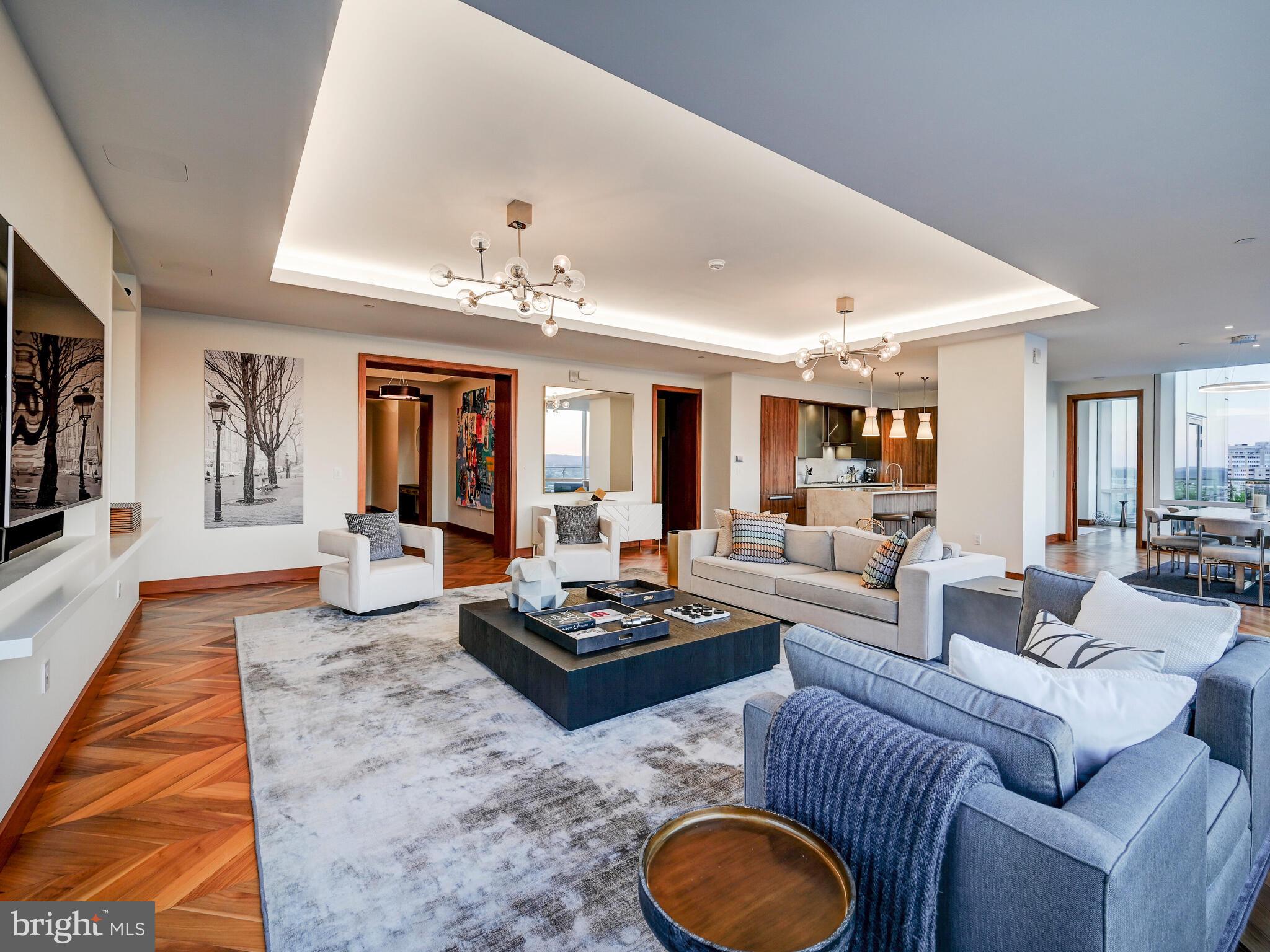 300 INTERNATIONAL DRIVE Unit: 2302
