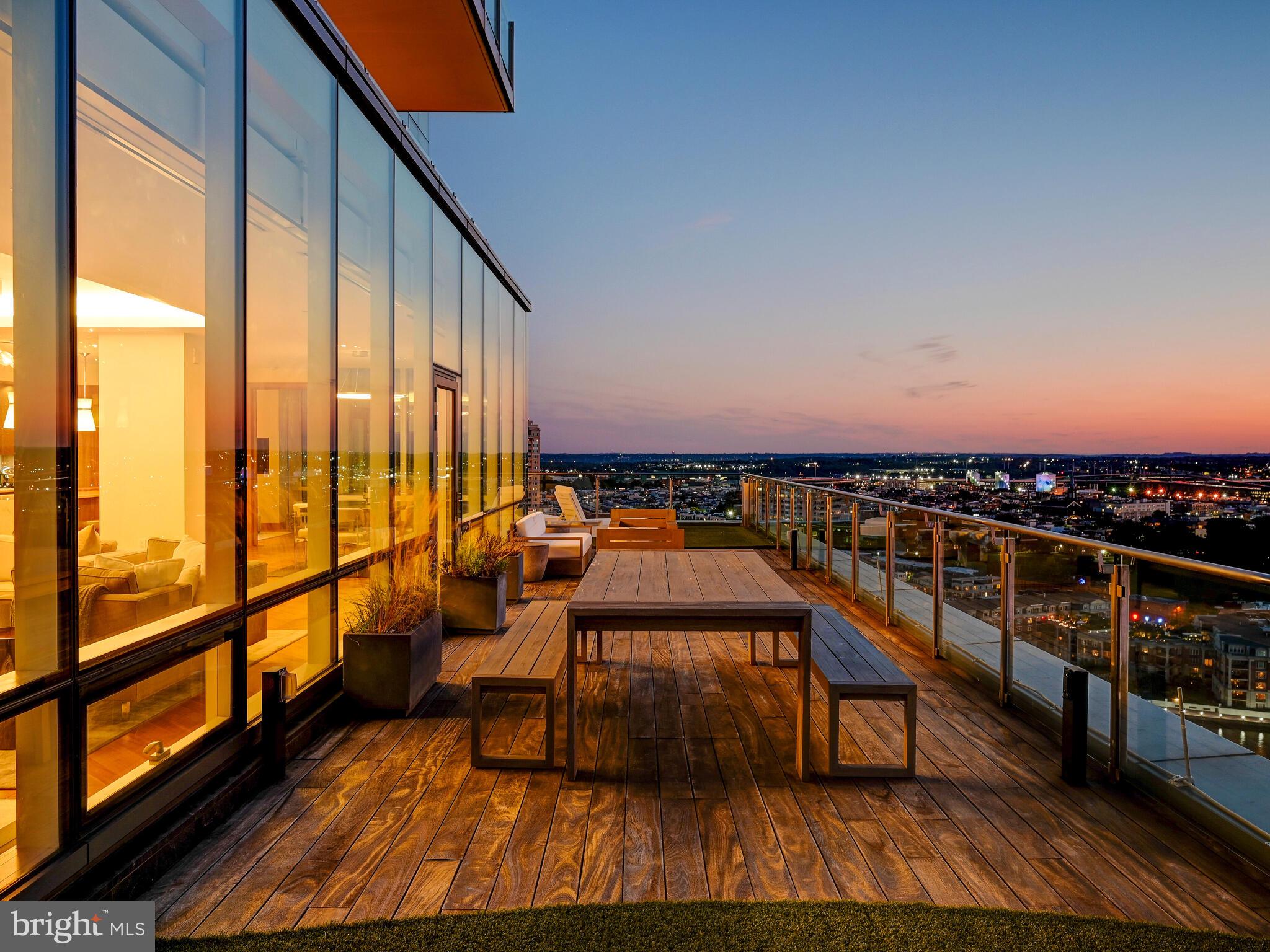 300 INTERNATIONAL DRIVE Unit: 2302