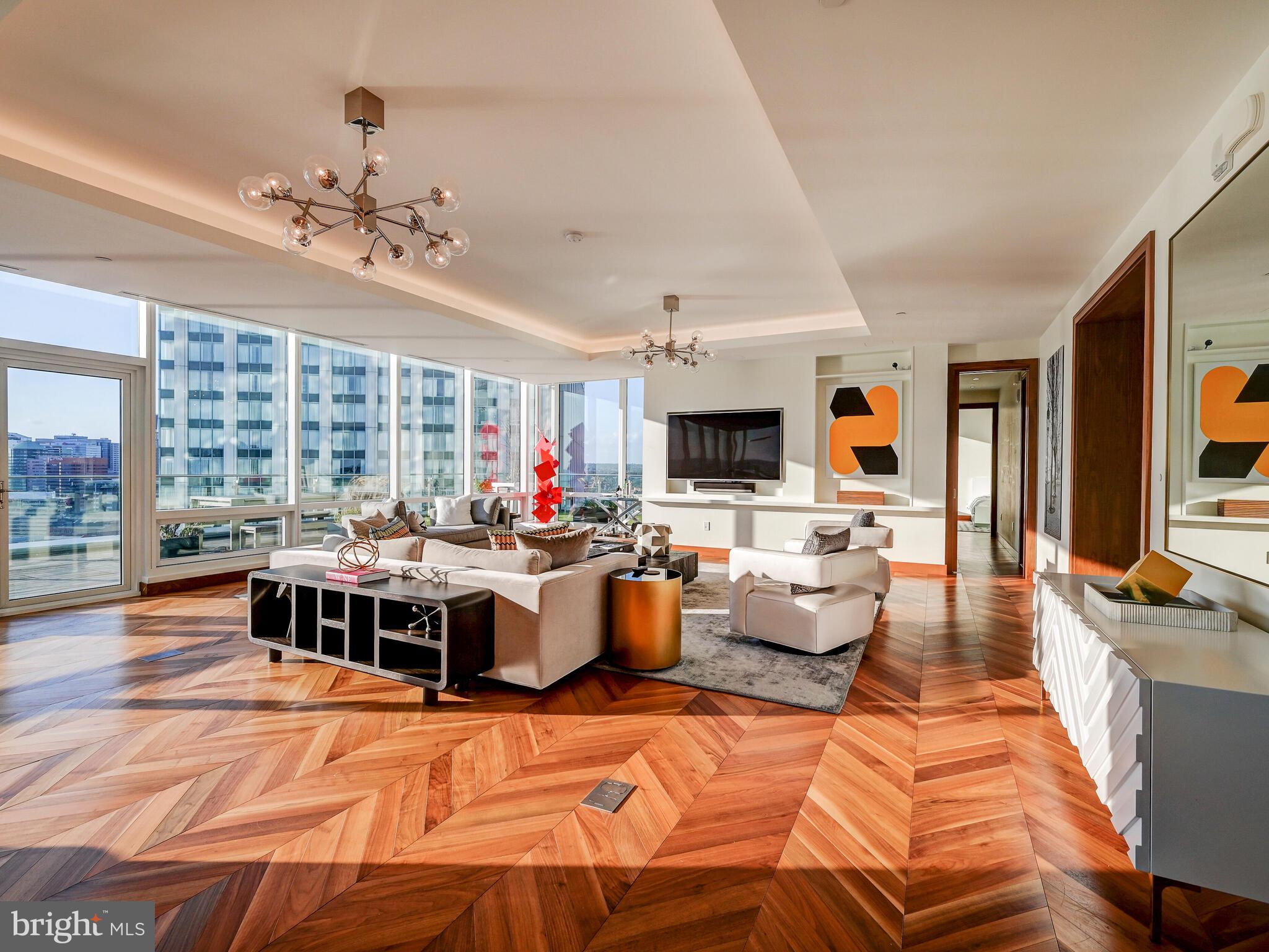 300 INTERNATIONAL DRIVE Unit: 2302