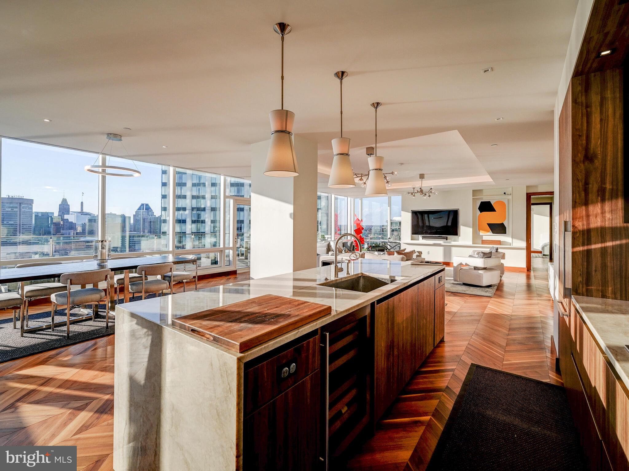 300 INTERNATIONAL DRIVE Unit: 2302
