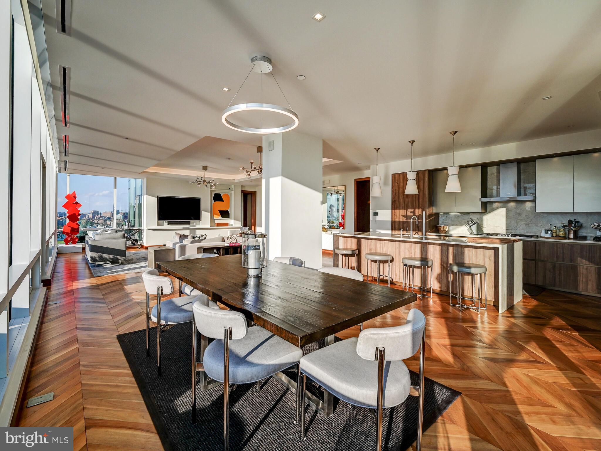 300 INTERNATIONAL DRIVE Unit: 2302