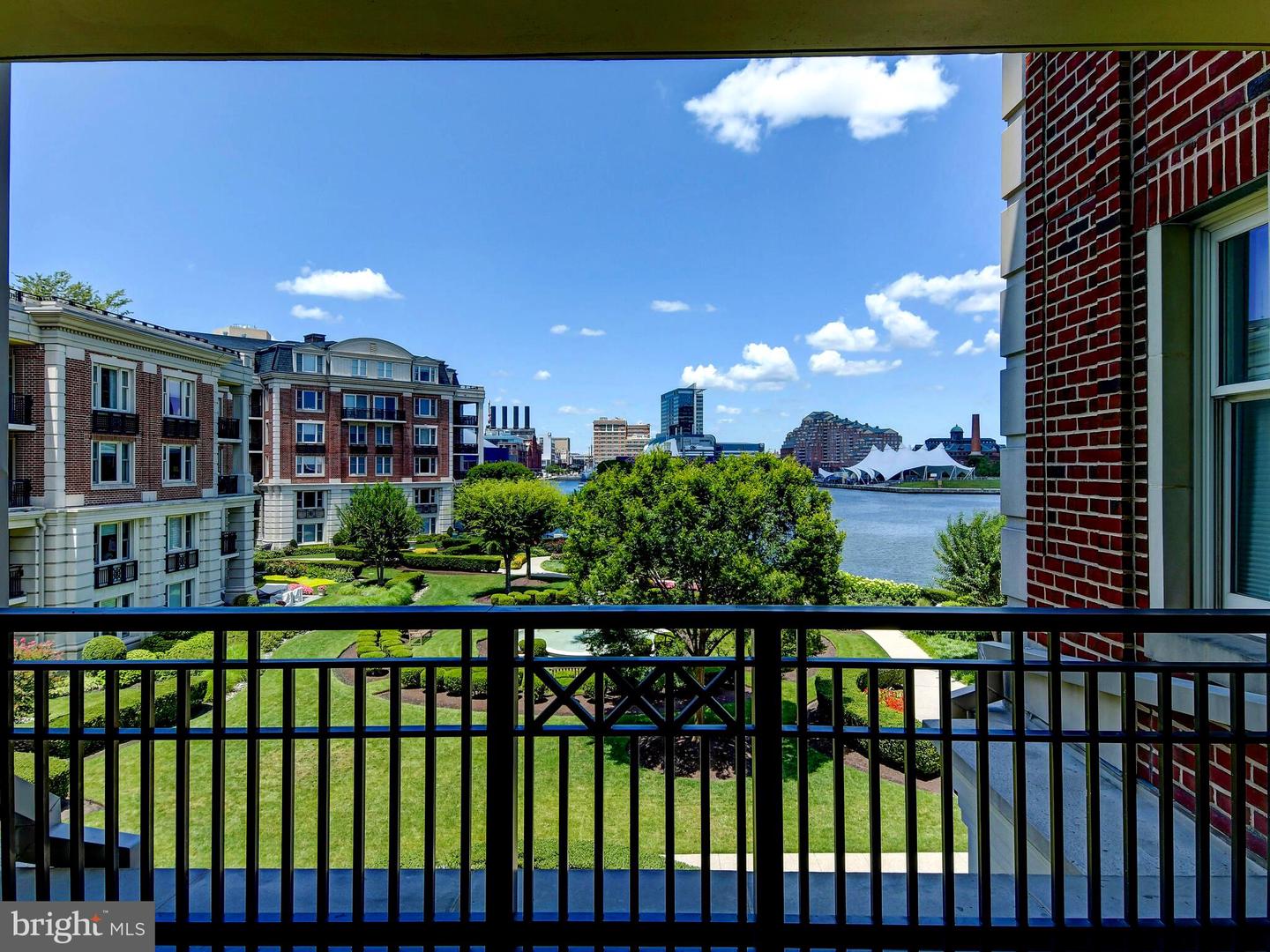 801 KEY HIGHWAY Unit: 353