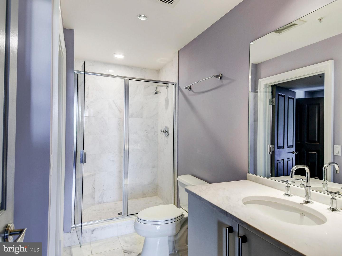 801 KEY HIGHWAY Unit: 353