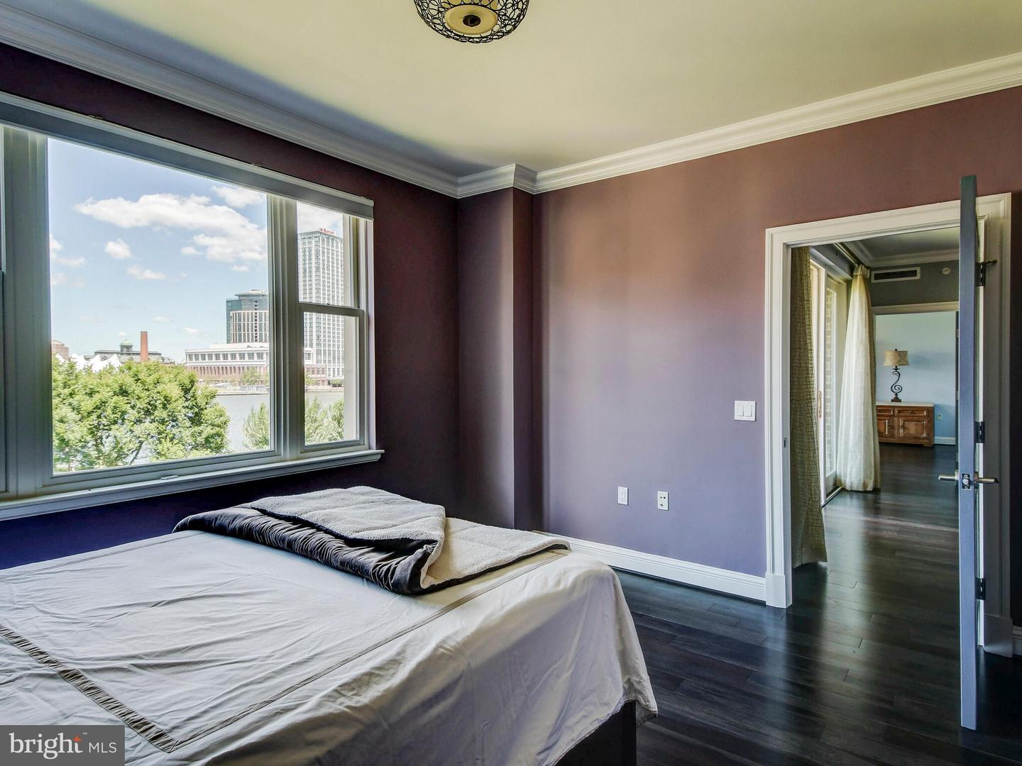 801 KEY HIGHWAY Unit: 353