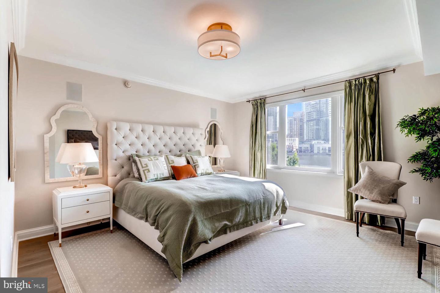 801 Key HIGHWAY Unit: 311