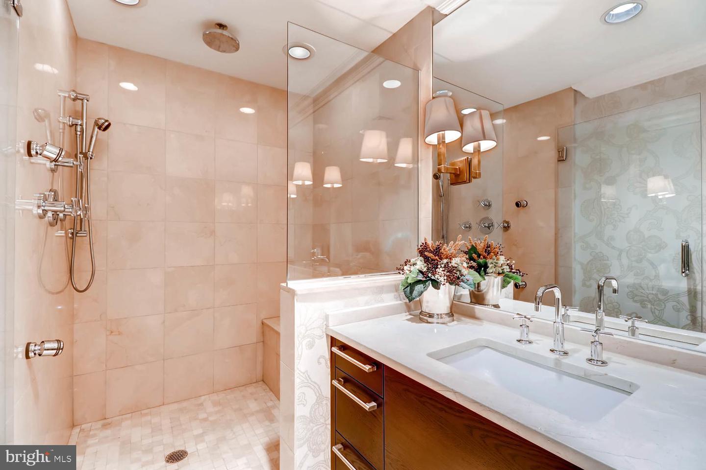 801 Key HIGHWAY Unit: 311