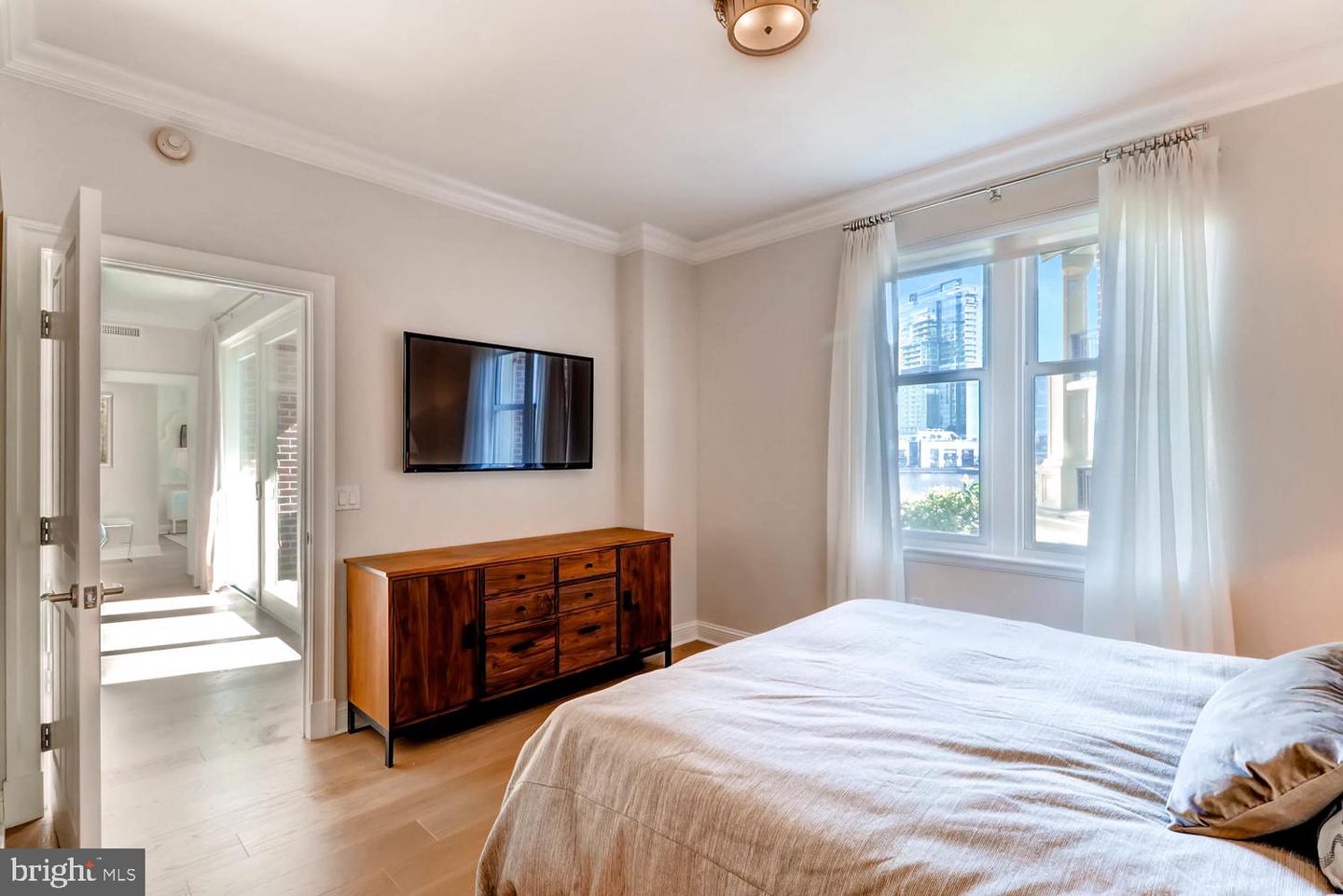 801 Key HIGHWAY Unit: 311