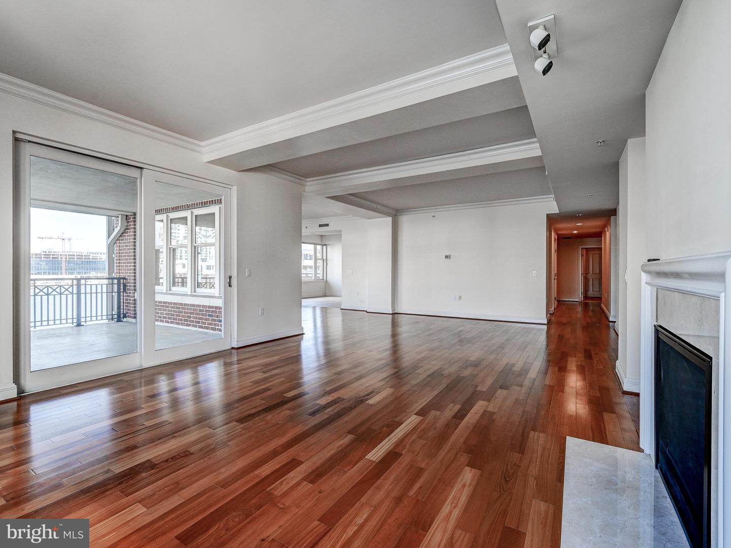 801 Key HIGHWAY Unit: T-10