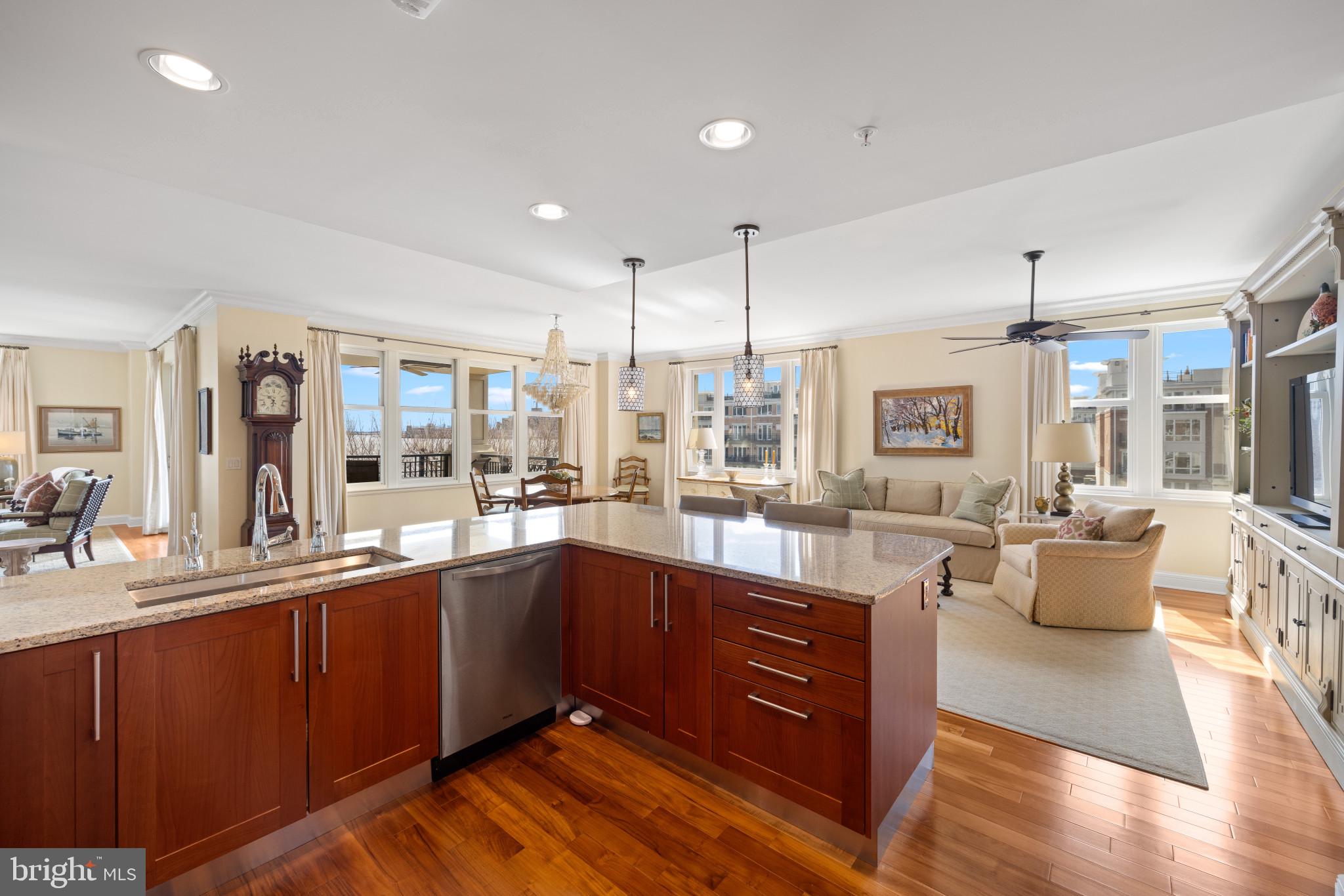 801 Key Hwy #355