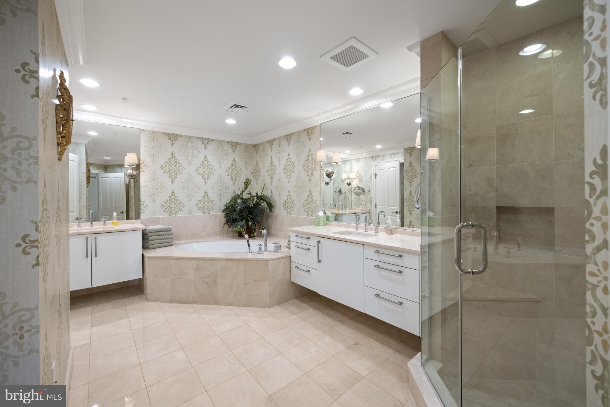 801 Key Hwy #355