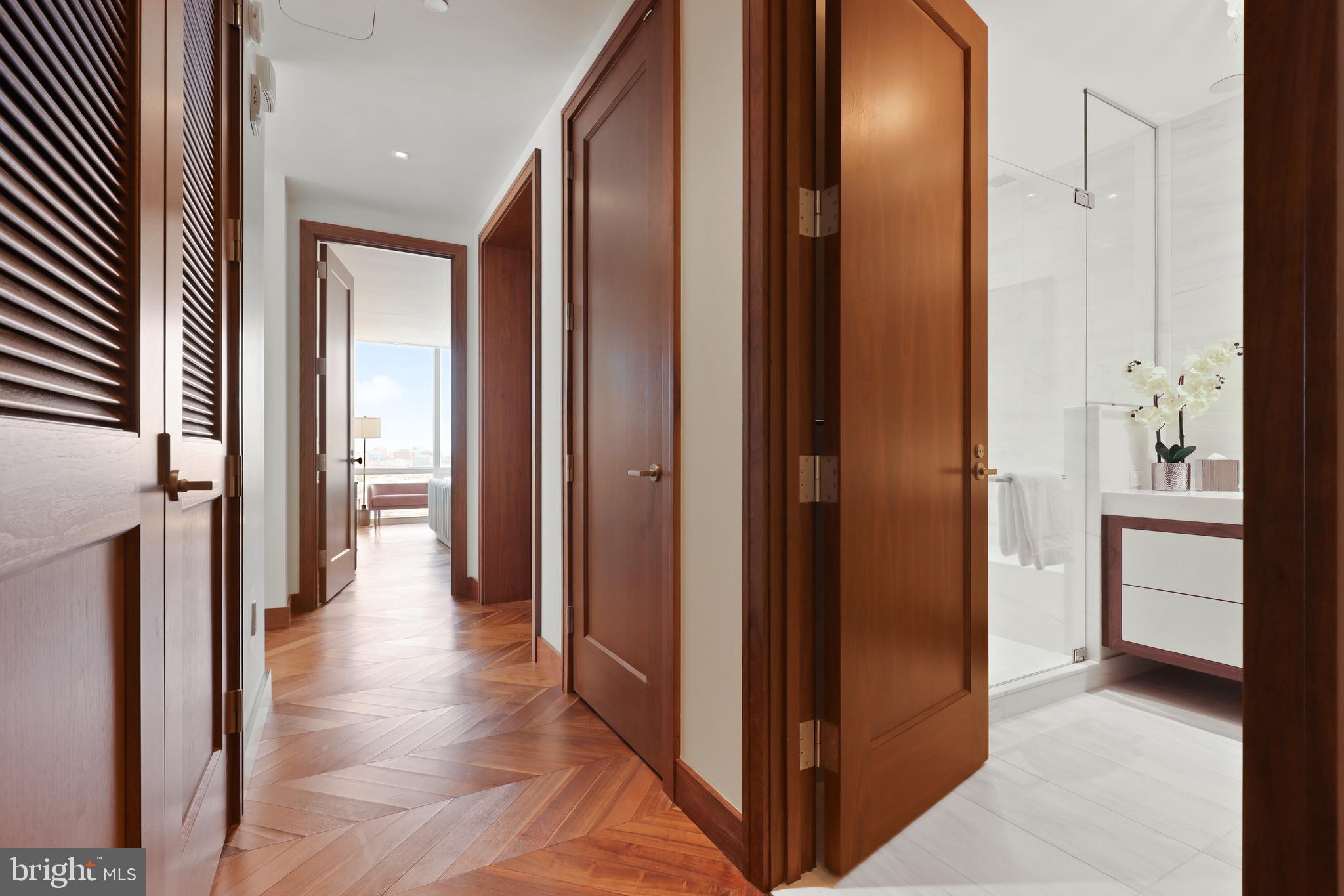 300 International Dr #2403