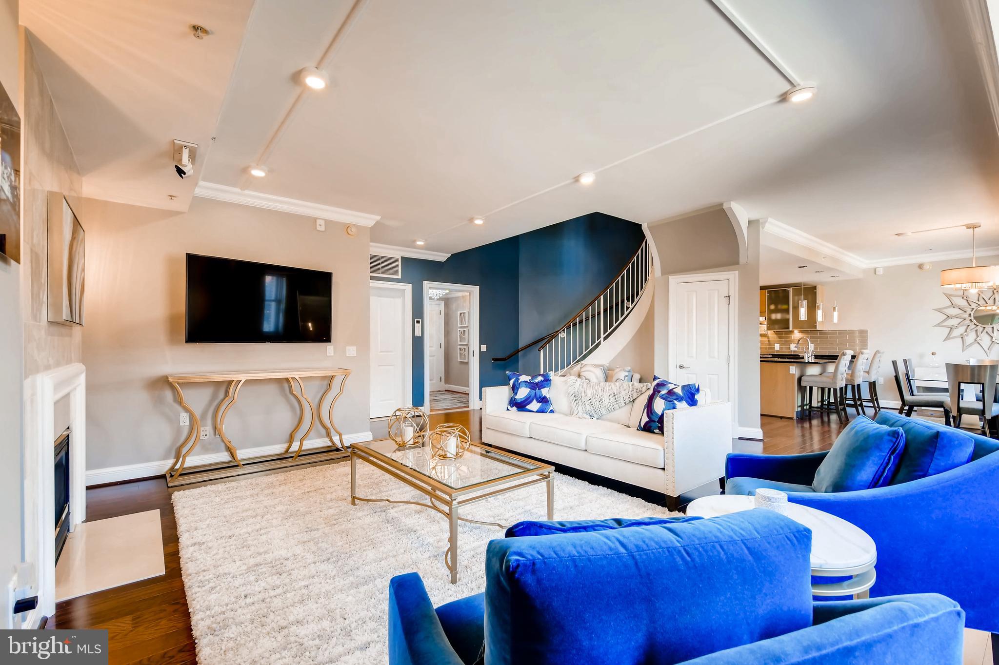 801 Key Hwy #365
