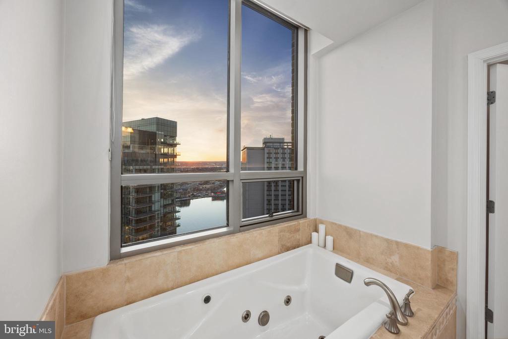 675 President St #2904