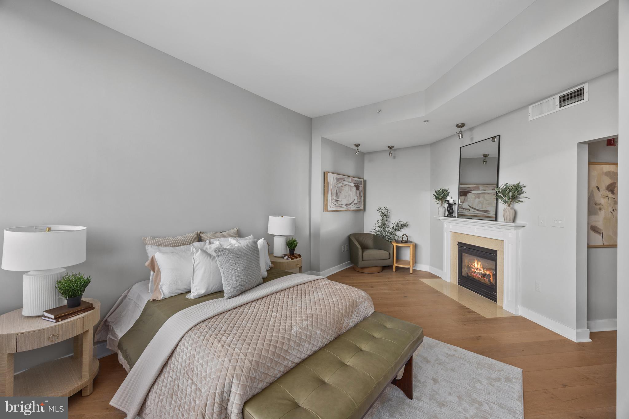 675 President St #2904