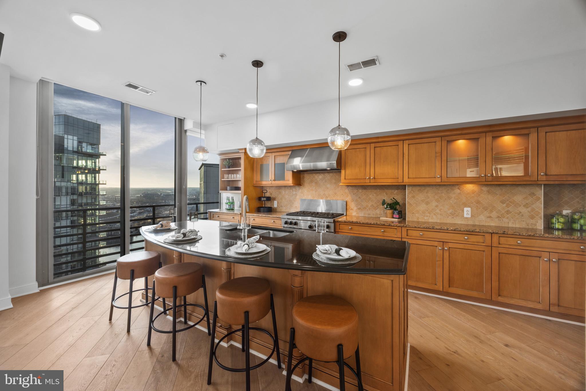 675 President St #2904