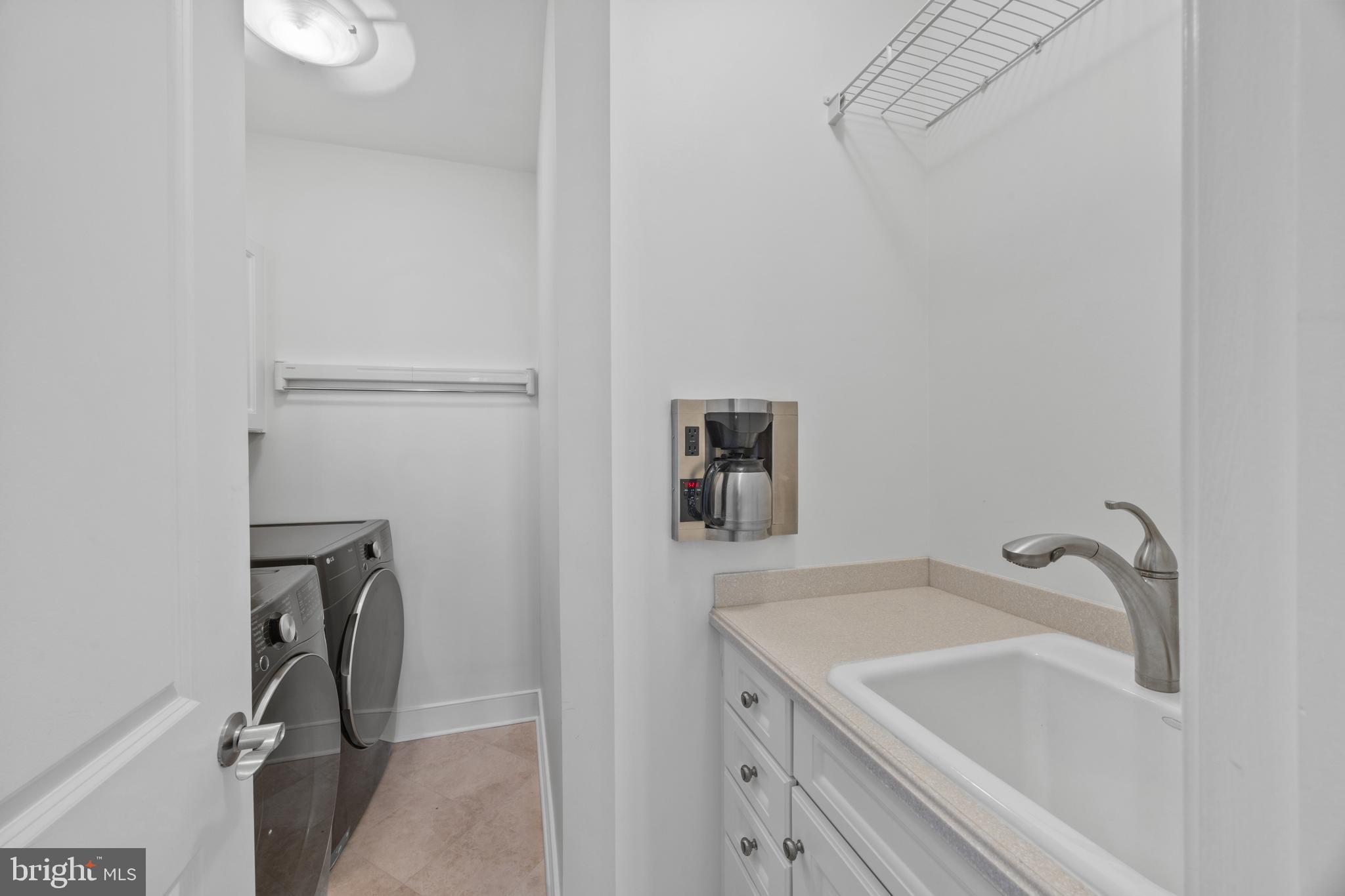 675 President St #2904