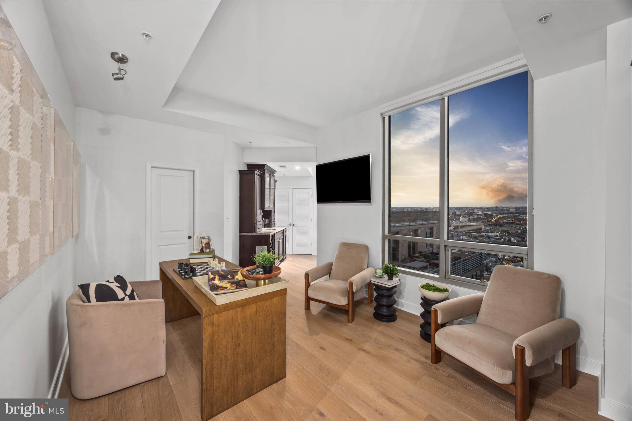 675 President St #2904