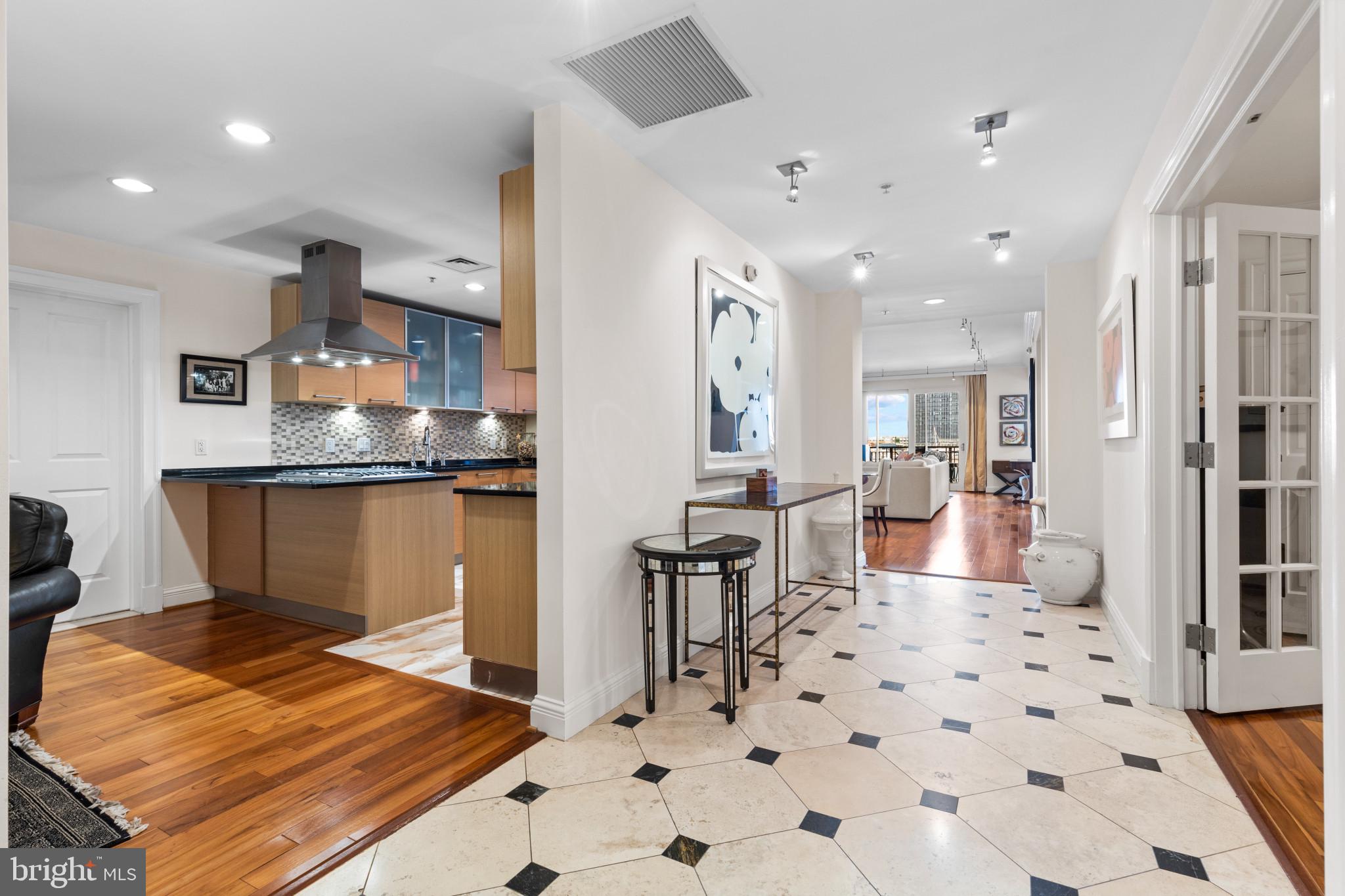 801 Key Hwy #441