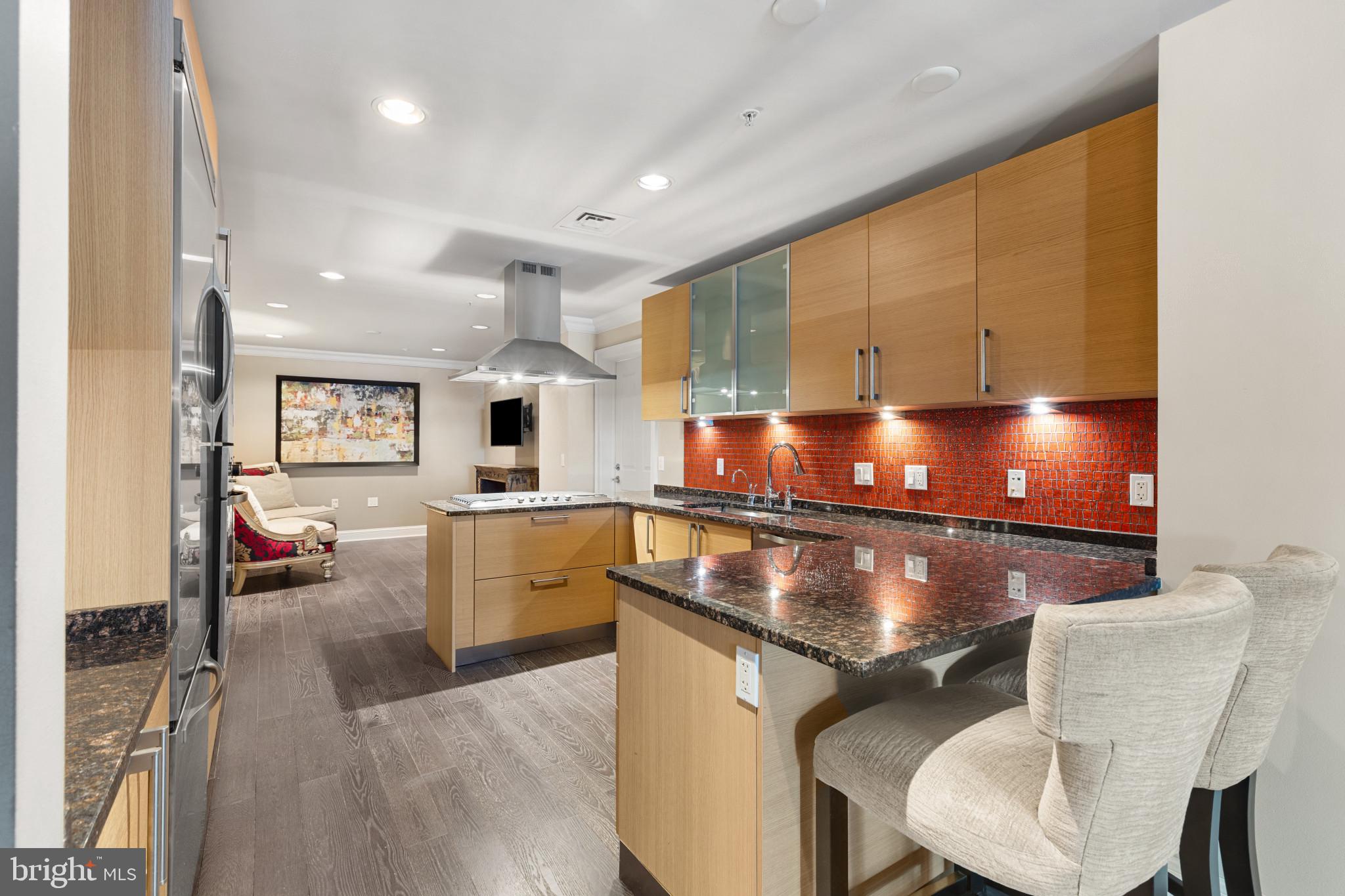 801 Key Hwy #221