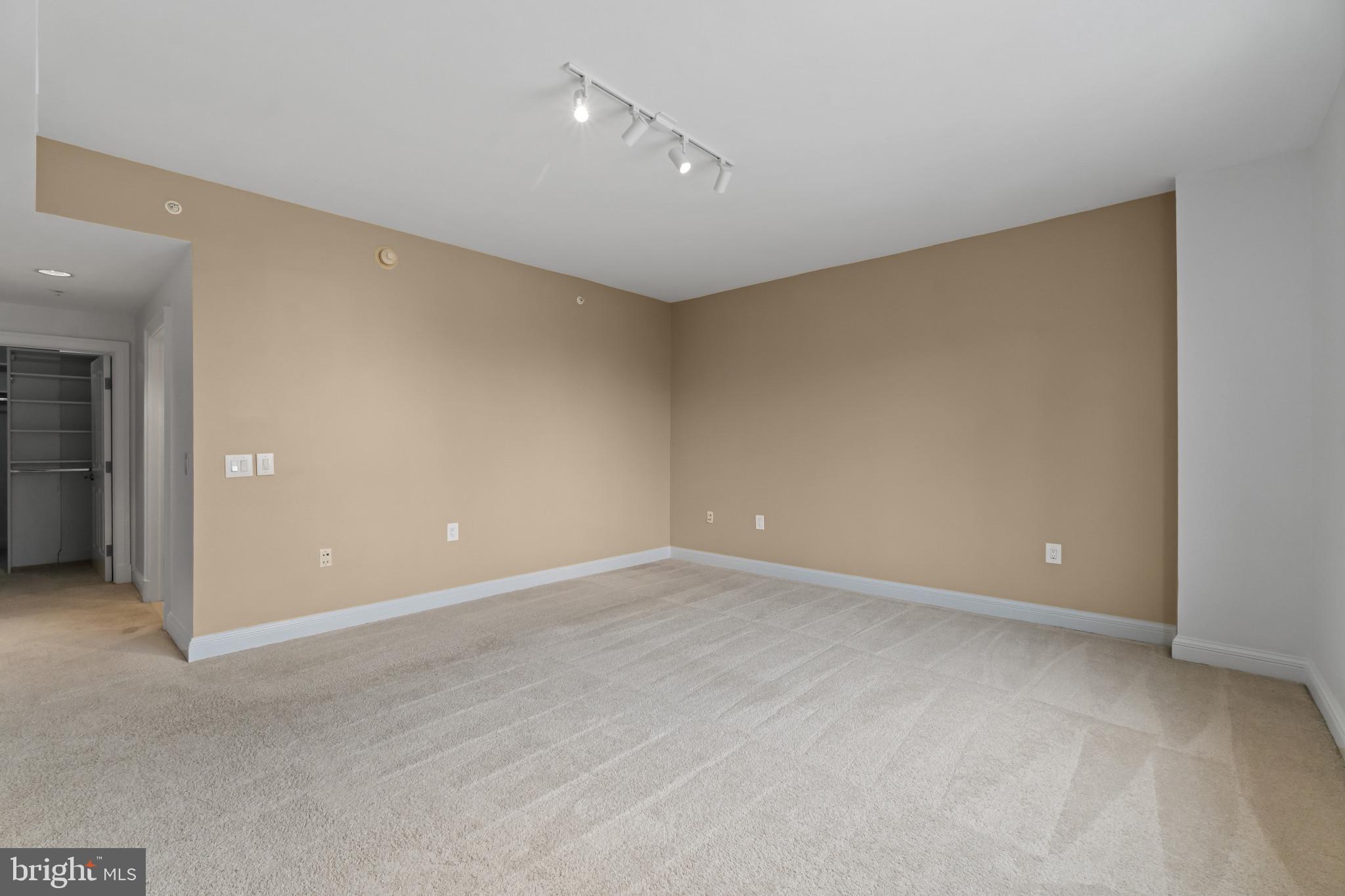 801 Key Hwy #362