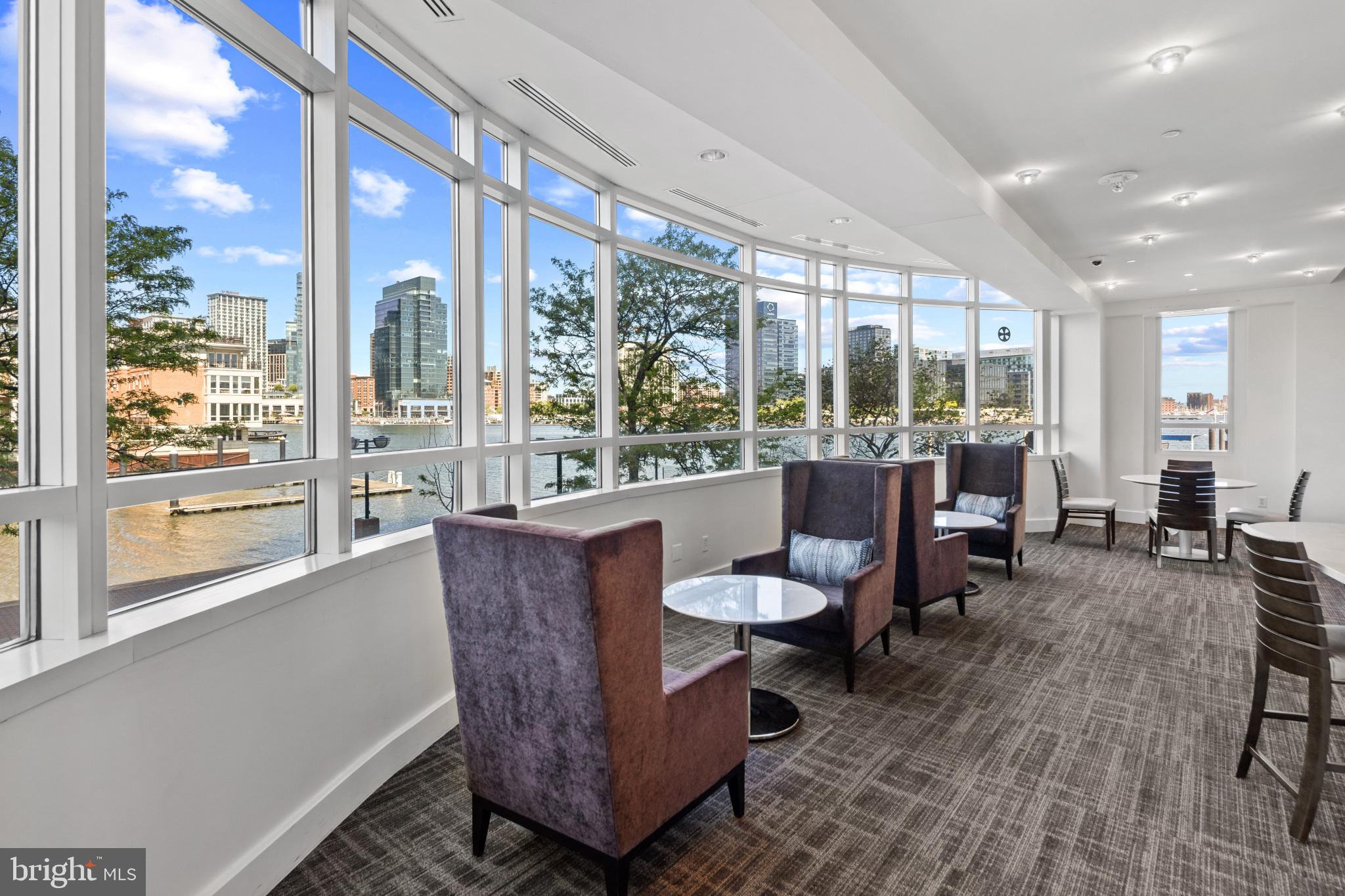 100 HARBORVIEW DR #2108