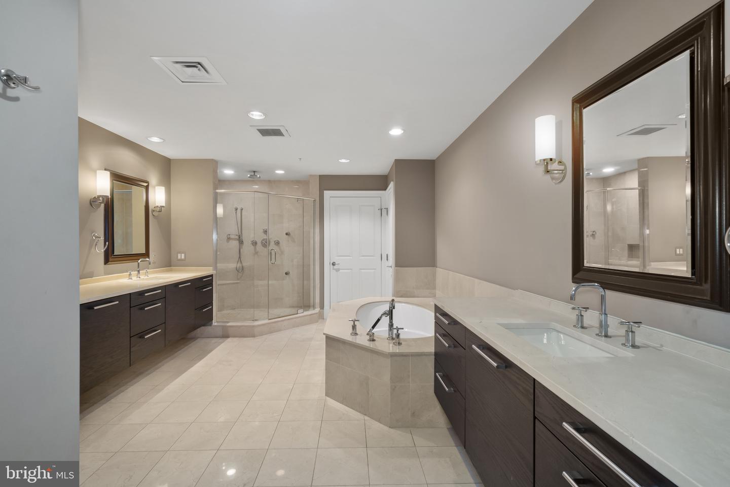 801 KEY HWY #341