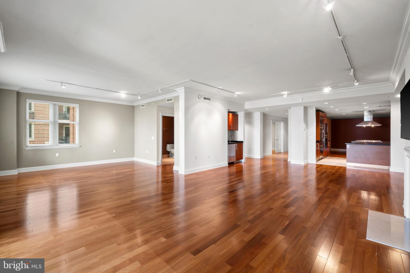 801 KEY HWY #341