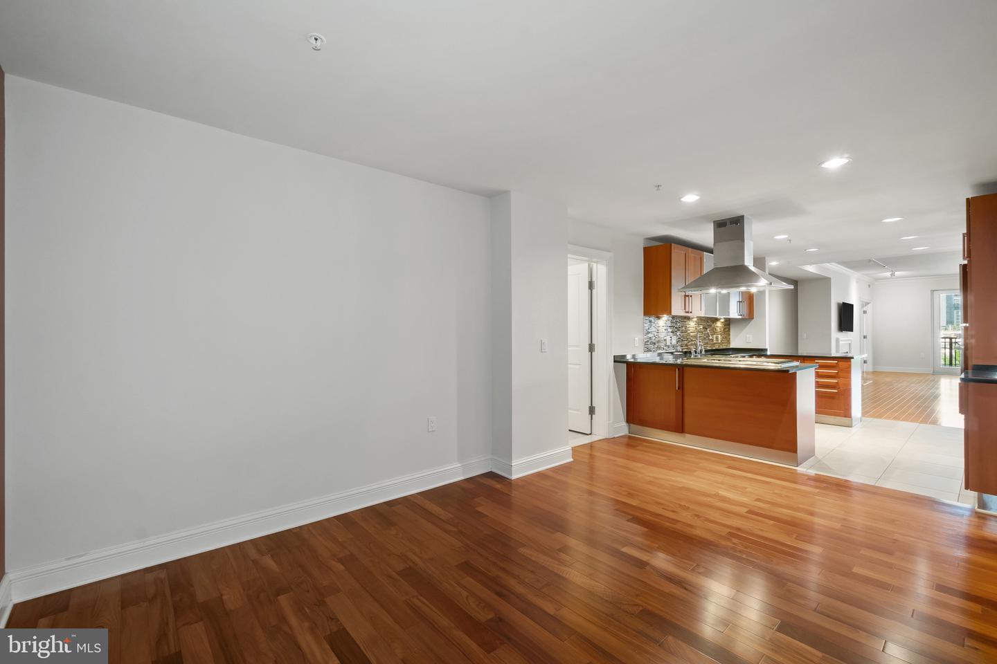 801 KEY HWY #341