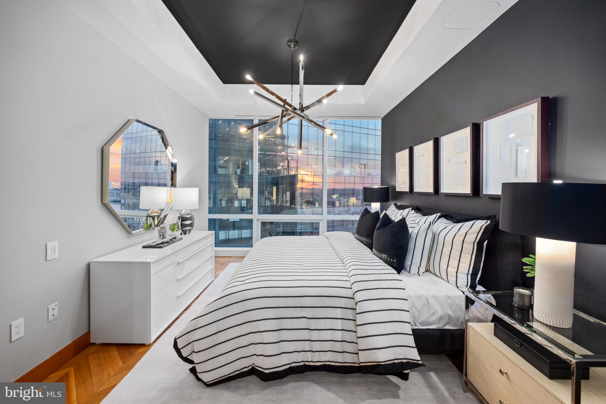 300 International Dr #1906